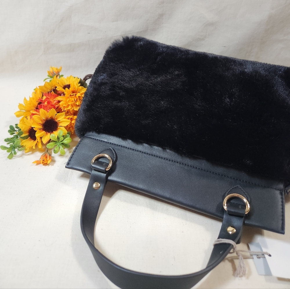 A New Day Black Faux Fur Handbag/Shoulder Bag/ Crossbody NWT - Picture 12 of 12